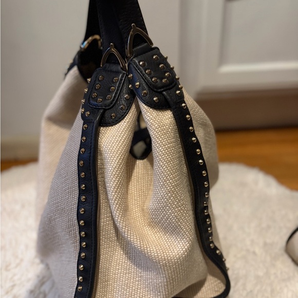 Gucci Studded Raffia and Black leather Stirrup Tote Bag - Picture 3 of 16